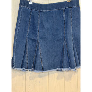 Women's A Beautiful Soul Blue Denim Pleated Mini Skirt 1X